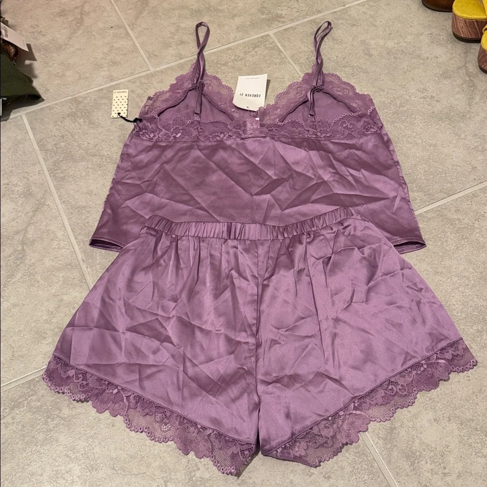 Forever 21 Lavender Lace Trim Pajama Set - Picture 2 of 4